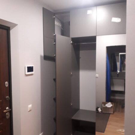 Шкаф в прихожую для Александра