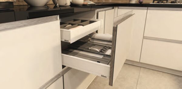 SOLA 13