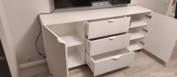 TV тумба с популярными волнистыми фасадами для Марины